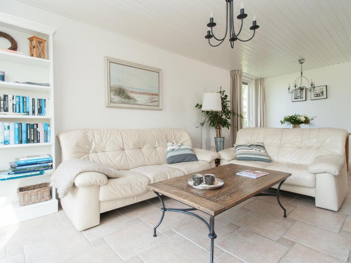 Cozy Holiday Home In Julianadorp With Garden Εξωτερικό φωτογραφία